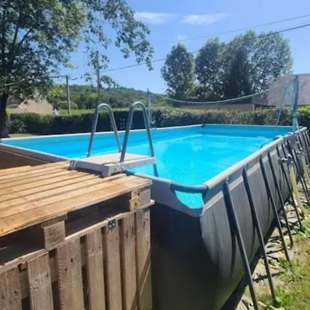 Dans Grande Maison Au Calme Face Aux Pyrénées Avec Salle D'eau Et Wc Privatifs